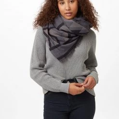 Tentree Cotton Geo Blanket Scarf Scarves