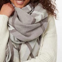 Tentree Cotton Geo Blanket Scarf Scarves
