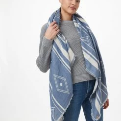 Tentree Cotton Diamond Blanket Scarf Scarves