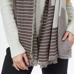 Tentree Organic Cotton Peaks Blanket Scarf