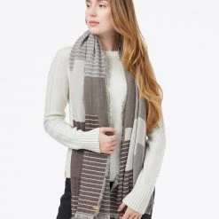 Tentree Organic Cotton Peaks Blanket Scarf 10 Tentree Organic Cotton Peaks Blanket Scarf