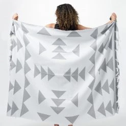 Tentree New Arrivals Geo Beach Blanket