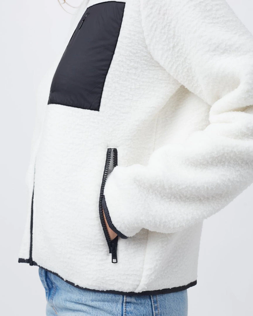 Tentree Women EcoLoft Zip Jacket 7 Tentree Women EcoLoft Zip Jacket
