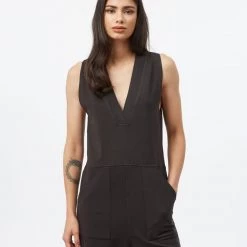 Tentree French Terry V-Neck Jumpsuit 21 Tentree French Terry V-Neck Jumpsuit